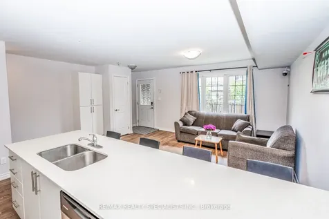 246 Penetanguishene Road Barrie ON L4M 7C2