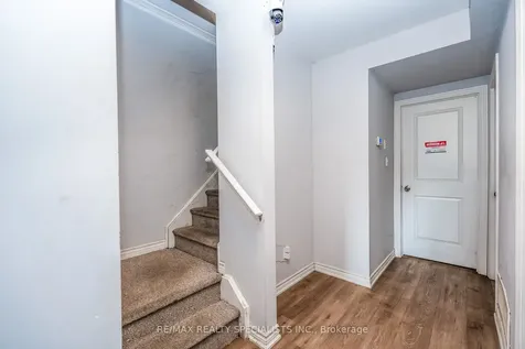 246 Penetanguishene Road Barrie ON L4M 7C2