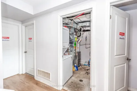 246 Penetanguishene Road Barrie ON L4M 7C2
