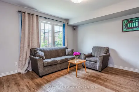 246 Penetanguishene Road Barrie ON L4M 7C2