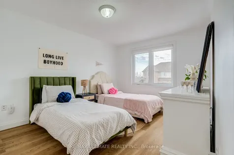 94 Thrushwood Drive Barrie ON L4N 0Z1