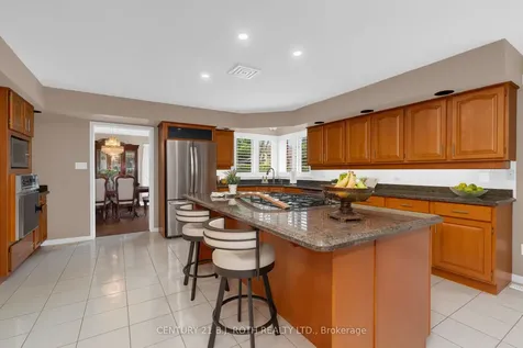 360 Codrington Street Barrie ON L4M 1T2