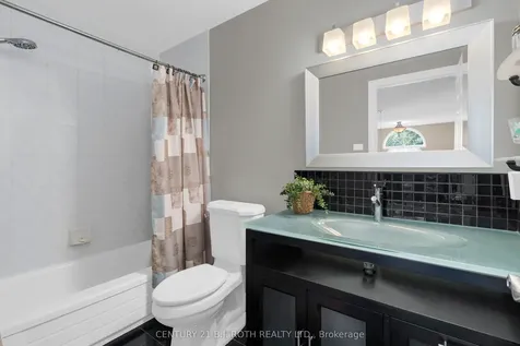 360 Codrington Street Barrie ON L4M 1T2