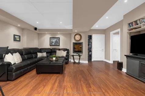 360 Codrington Street Barrie ON L4M 1T2