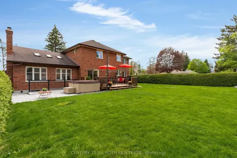 360 Codrington Street Barrie ON L4M 1T2