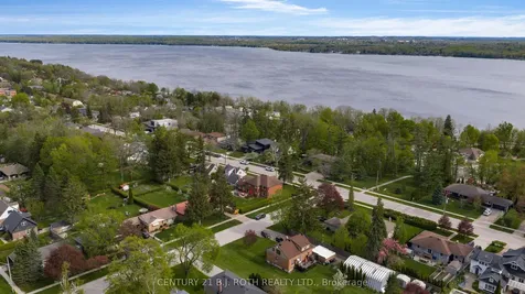 360 Codrington Street Barrie ON L4M 1T2
