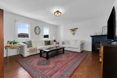 207 Clarence Street Clearview ON L0M 1S0