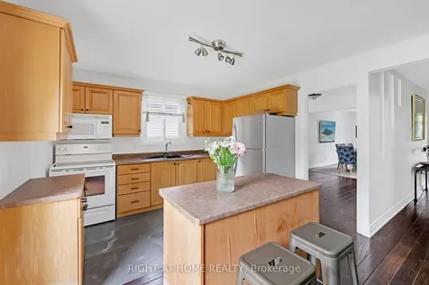 361 Hickling Trail Barrie ON L4M 6A4