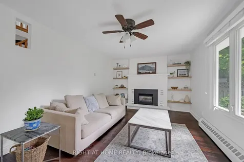 361 Hickling Trail Barrie ON L4M 6A4