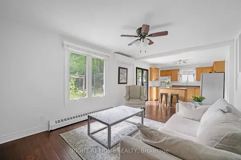 361 Hickling Trail Barrie ON L4M 6A4