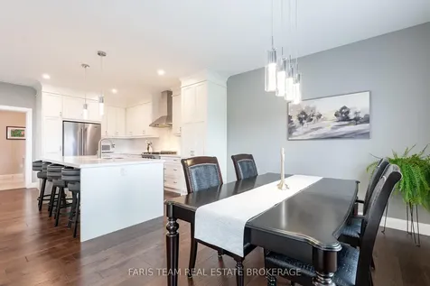 5 Breanna Boulevard Oro-medonte ON L3V 6H2