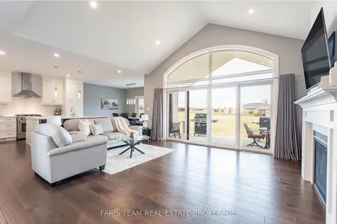 5 Breanna Boulevard Oro-medonte ON L3V 6H2