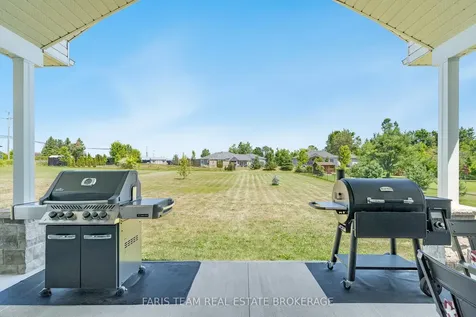 5 Breanna Boulevard Oro-medonte ON L3V 6H2