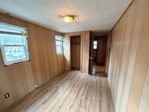 21 74th Street S Wasaga Beach ON L9Z 2G6