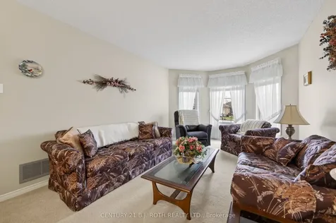 164 Livingstone Street W Barrie ON L4N 7J7