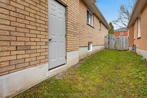 164 Livingstone Street W Barrie ON L4N 7J7
