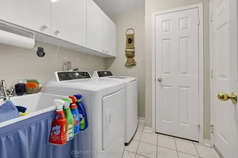 164 Livingstone Street W Barrie ON L4N 7J7