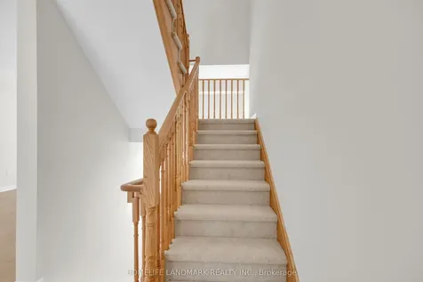 20 Lana Circle Wasaga Beach ON L9Z 0L2