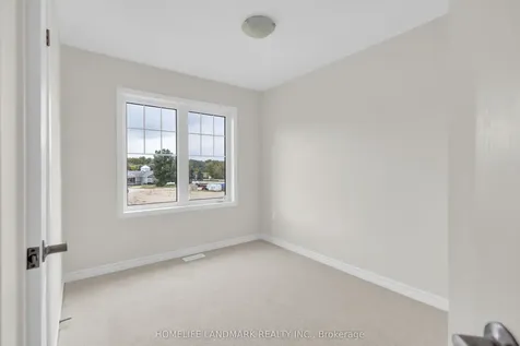 20 Lana Circle Wasaga Beach ON L9Z 0L2