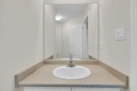 20 Lana Circle Wasaga Beach ON L9Z 0L2