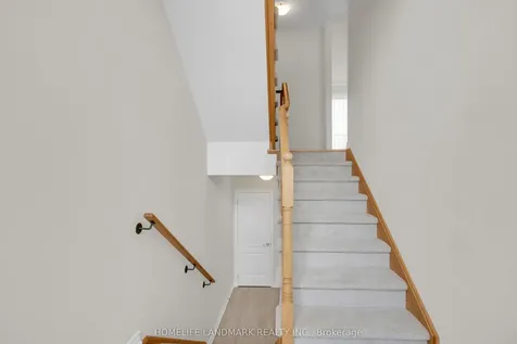 20 Lana Circle Wasaga Beach ON L9Z 0L2