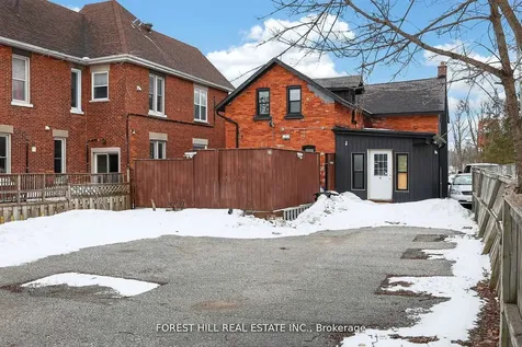 89 Toronto Street Barrie ON L4N 1V1