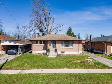 55 Davidson Street Barrie ON L4M 3S1