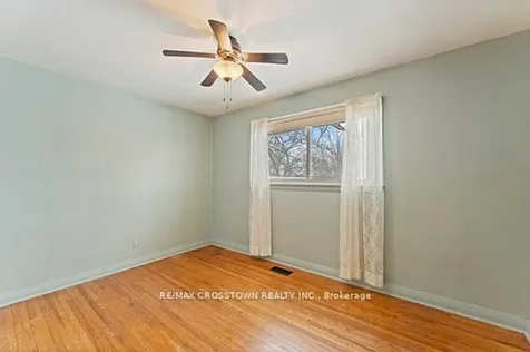 55 Davidson Street Barrie ON L4M 3S1