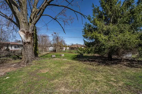 55 Davidson Street Barrie ON L4M 3S1