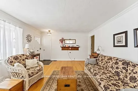 55 Davidson Street Barrie ON L4M 3S1