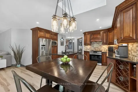 84 Loon Avenue Barrie ON L4N 8V9