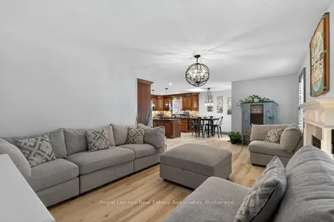 84 Loon Avenue Barrie ON L4N 8V9