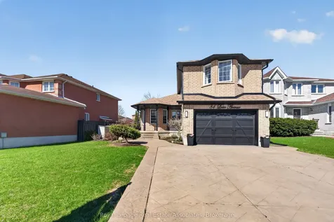 84 Loon Avenue Barrie ON L4N 8V9