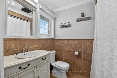 84 Loon Avenue Barrie ON L4N 8V9