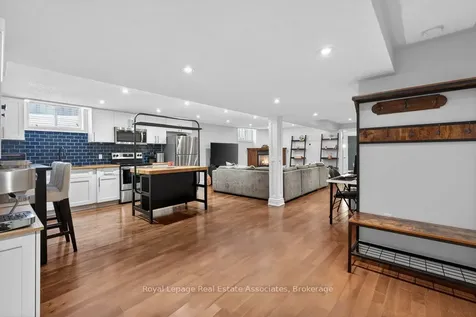 84 Loon Avenue Barrie ON L4N 8V9
