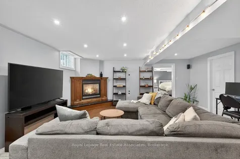 84 Loon Avenue Barrie ON L4N 8V9