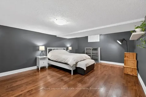 84 Loon Avenue Barrie ON L4N 8V9