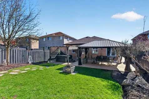 84 Loon Avenue Barrie ON L4N 8V9