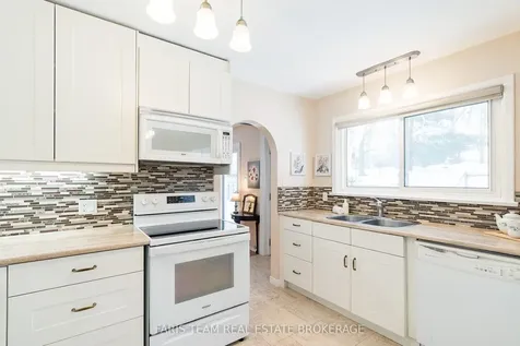 257 Church Street Penetanguishene ON L9M 1G6