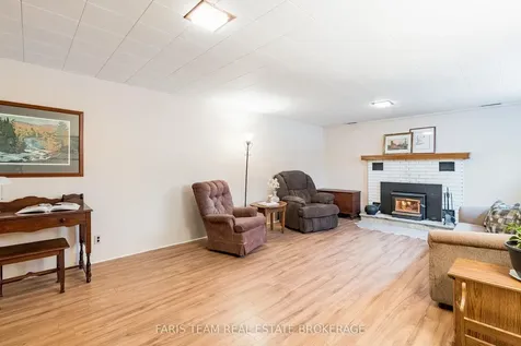 257 Church Street Penetanguishene ON L9M 1G6