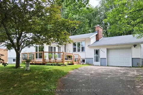 257 Church Street Penetanguishene ON L9M 1G6