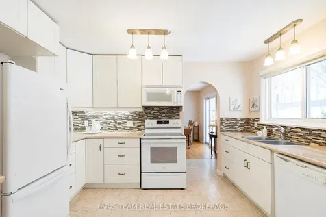 257 Church Street Penetanguishene ON L9M 1G6