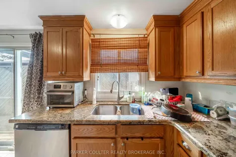 10 Ford Street Barrie ON L4N 5X2