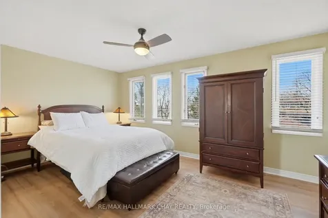 21 Carr Drive Barrie ON L4N 6N3
