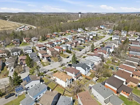 21 Carr Drive Barrie ON L4N 6N3