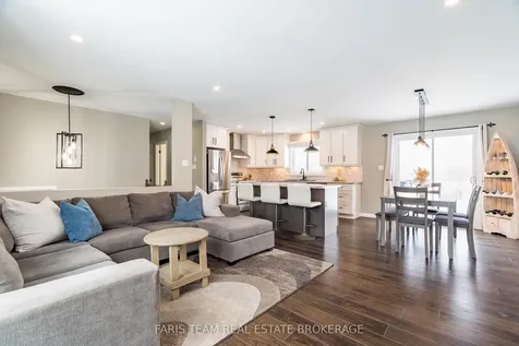 61 Mill Street E Springwater ON L0L 1V0