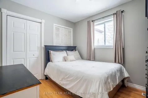 61 Mill Street E Springwater ON L0L 1V0