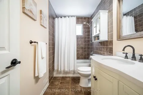 61 Mill Street E Springwater ON L0L 1V0