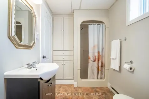 61 Mill Street E Springwater ON L0L 1V0