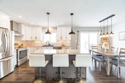 61 Mill Street E Springwater ON L0L 1V0